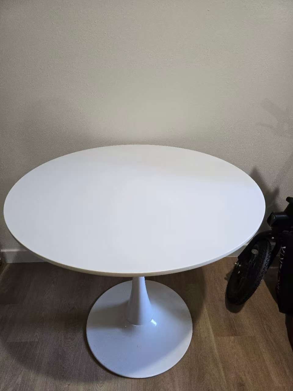 New round table