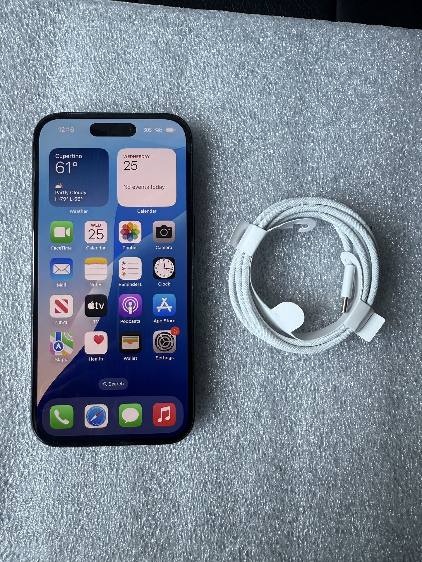 iPhone 16 Unlocked/128GB/Black/Grade B/USB-C Cable/100% Good Battery