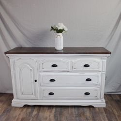 Farmhouse Buffet Table