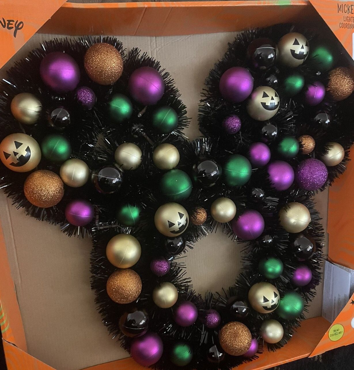 Disney Mickey Mouse Halloween lighted Wreath $35