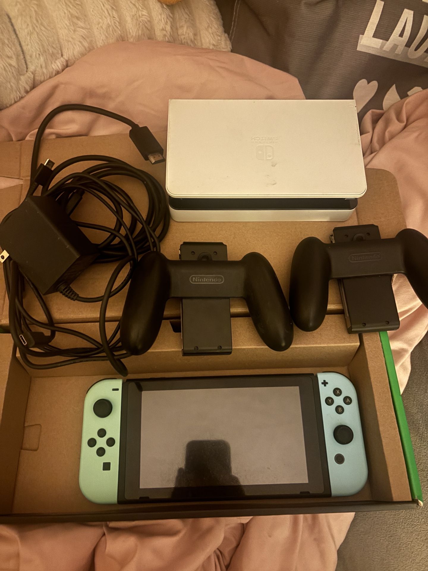 Nintendo Switch Animal Crossing limited Edition
