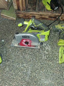 Ryobi cordless saw