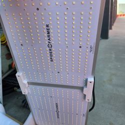 Spiderfarms Brand New Led Grow Light