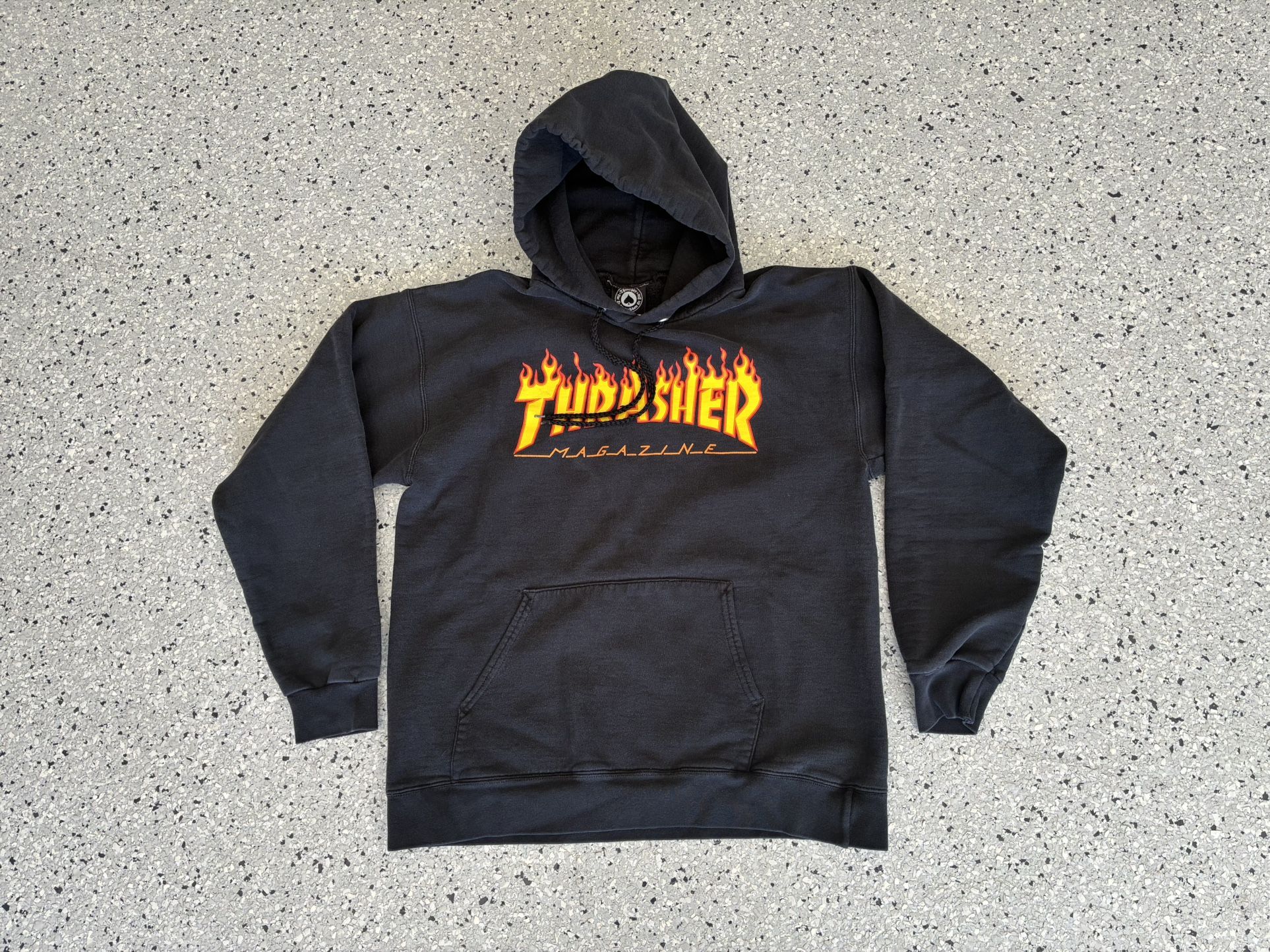 “THRASHER” San Francisco Black Skater Skateboard Hoodie. Size Small (34-36).