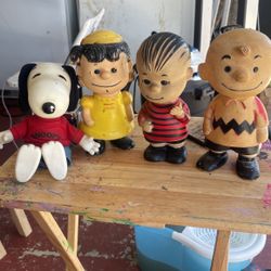 Peanut plastic dolls