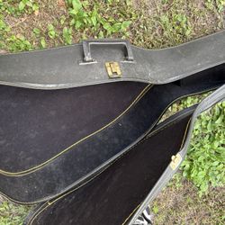 Case Guitar 