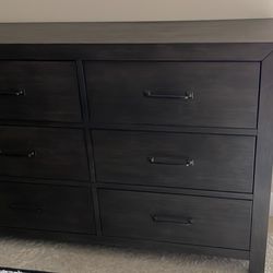 Dresser With 6 Drawers And Mirror