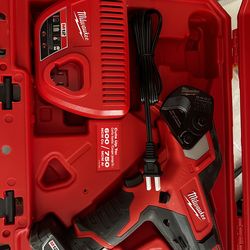 Copper wire cutter for thick wire cutting