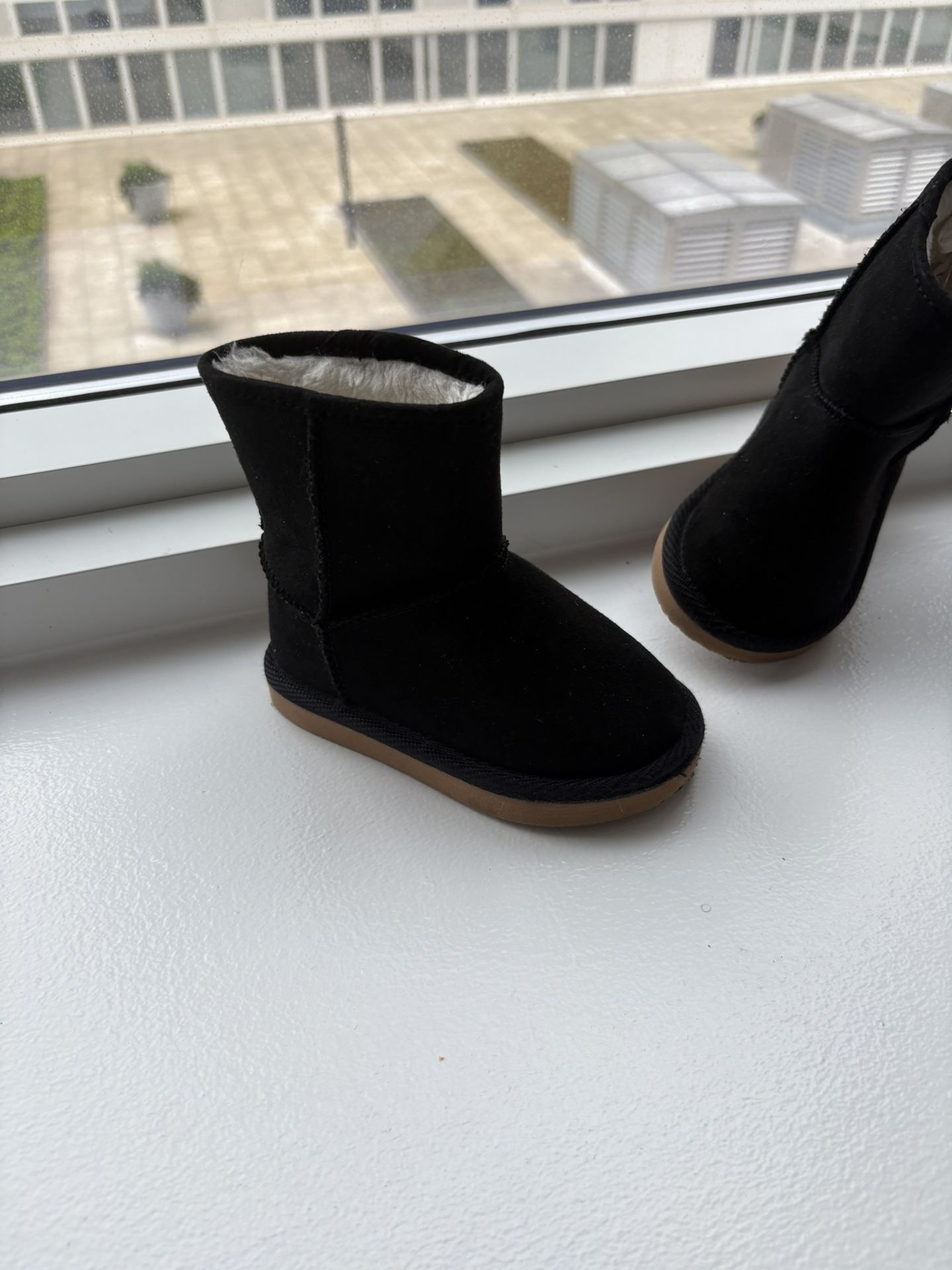 Baby Uggs