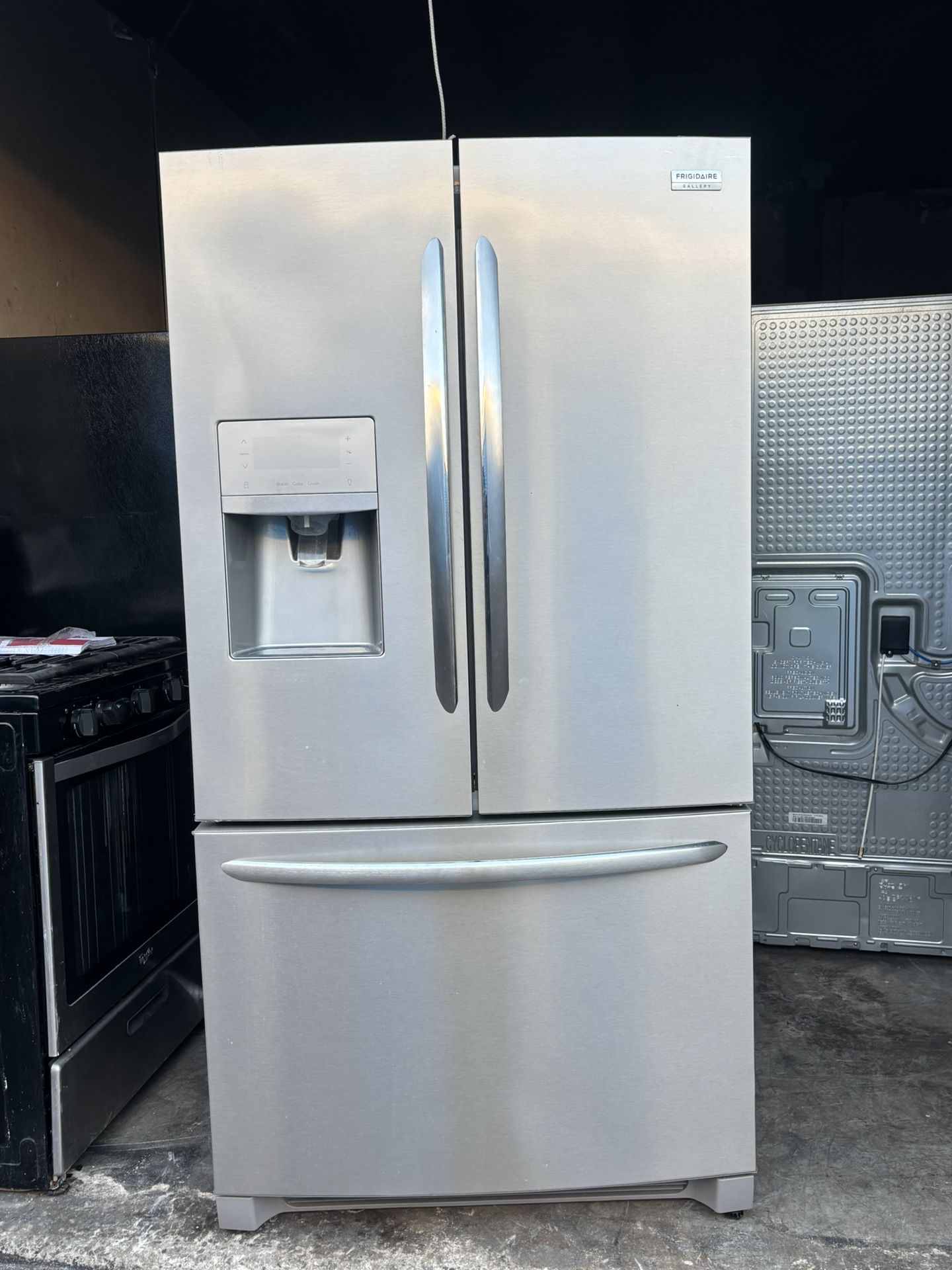 Frigidaire Gallery Refrigerator Like New 