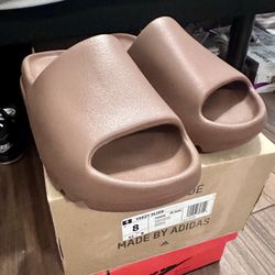 adidas Yeezy Slide Brown Size 8 Flax