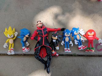 Sonic figure lot