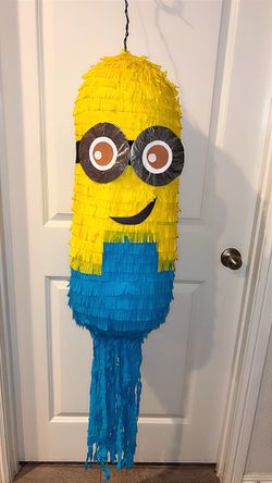 Minion Piñata