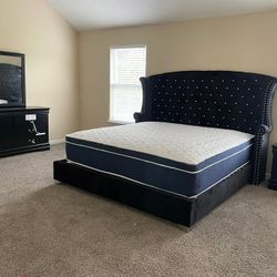 BLACK QUEEN BEDROOM SET $975!! KING SET $1085!!
