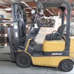 CATERPILLAR 470LB LPG FORKLIFT,