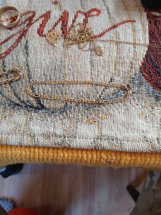 10k Yellow Gold Bracelet