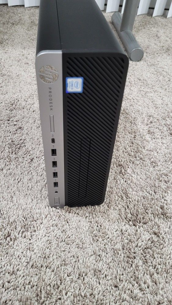 HP ProDesk 600 G4 Small Form Factor PC