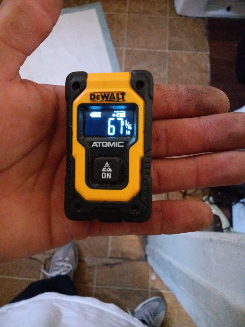 DeWalt 55' Pocket Lazor Measurer
