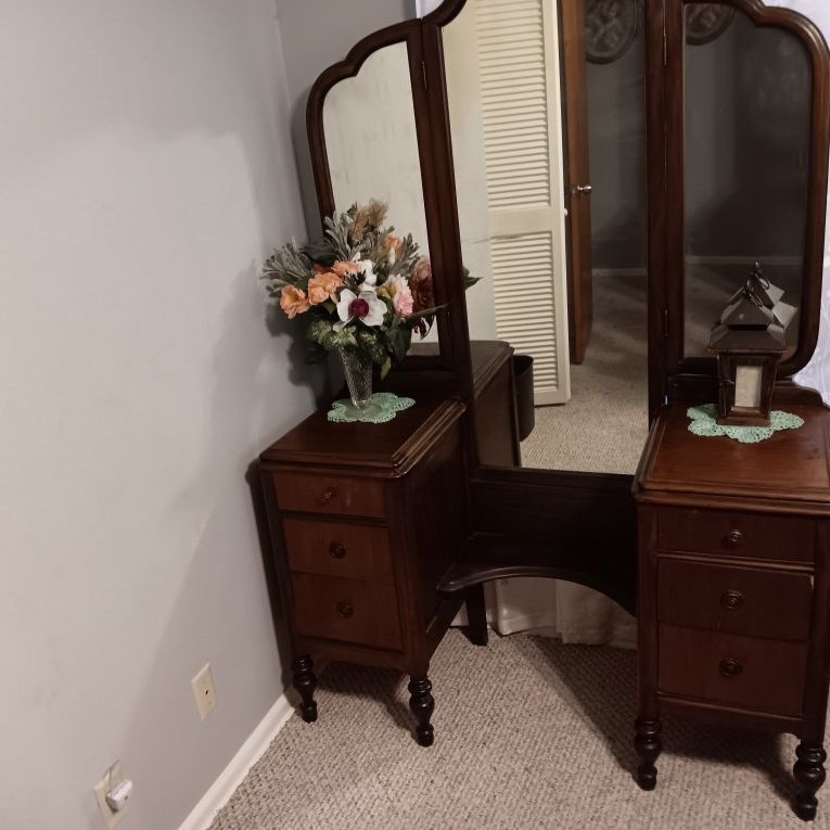 dresser with vanity mirror vintage DIY Black Makeover and Stool it offers generous storage to organize your makeup Vintage Vanity Mirror With Dresser