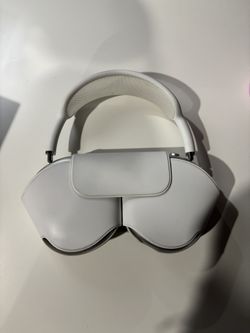 AirPods Max Silver With White Headband