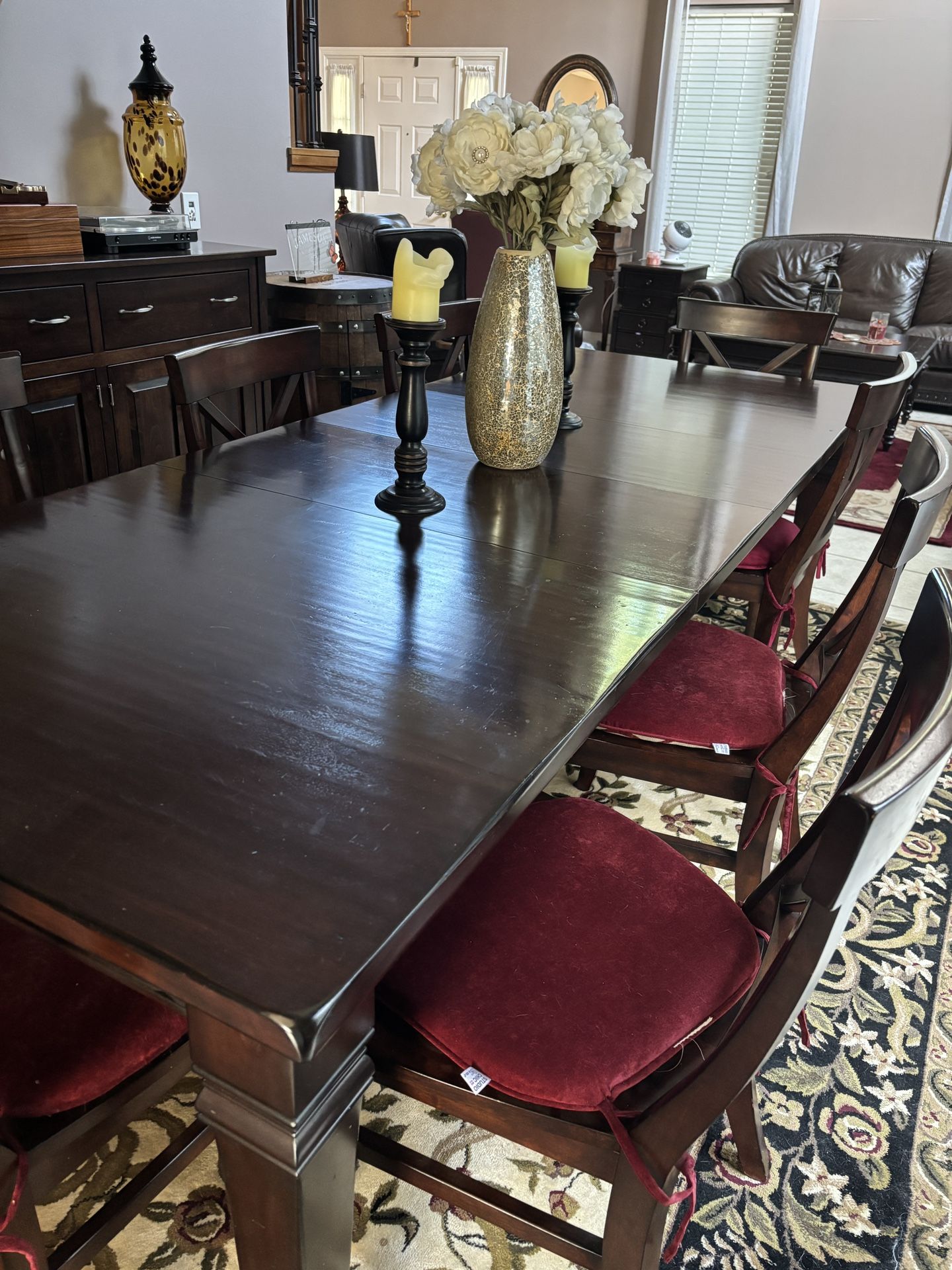 Pottery Barn Dining Room Table & Chairs