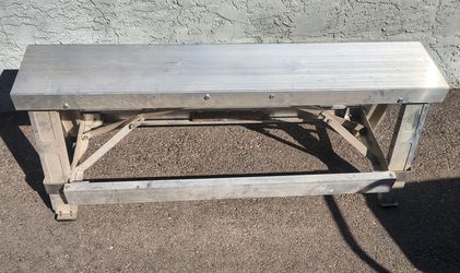 Wal-Board Aluminum Walk-up Bench 4ft x 19"-30"