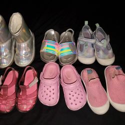 6 pairs of toddler size 7 shoes