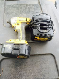 18 v dwalt impact drill