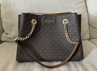 Michael Kors Teagan Large Logo Shoulder Bag