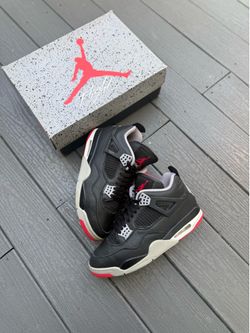 Jordan 4 Bred