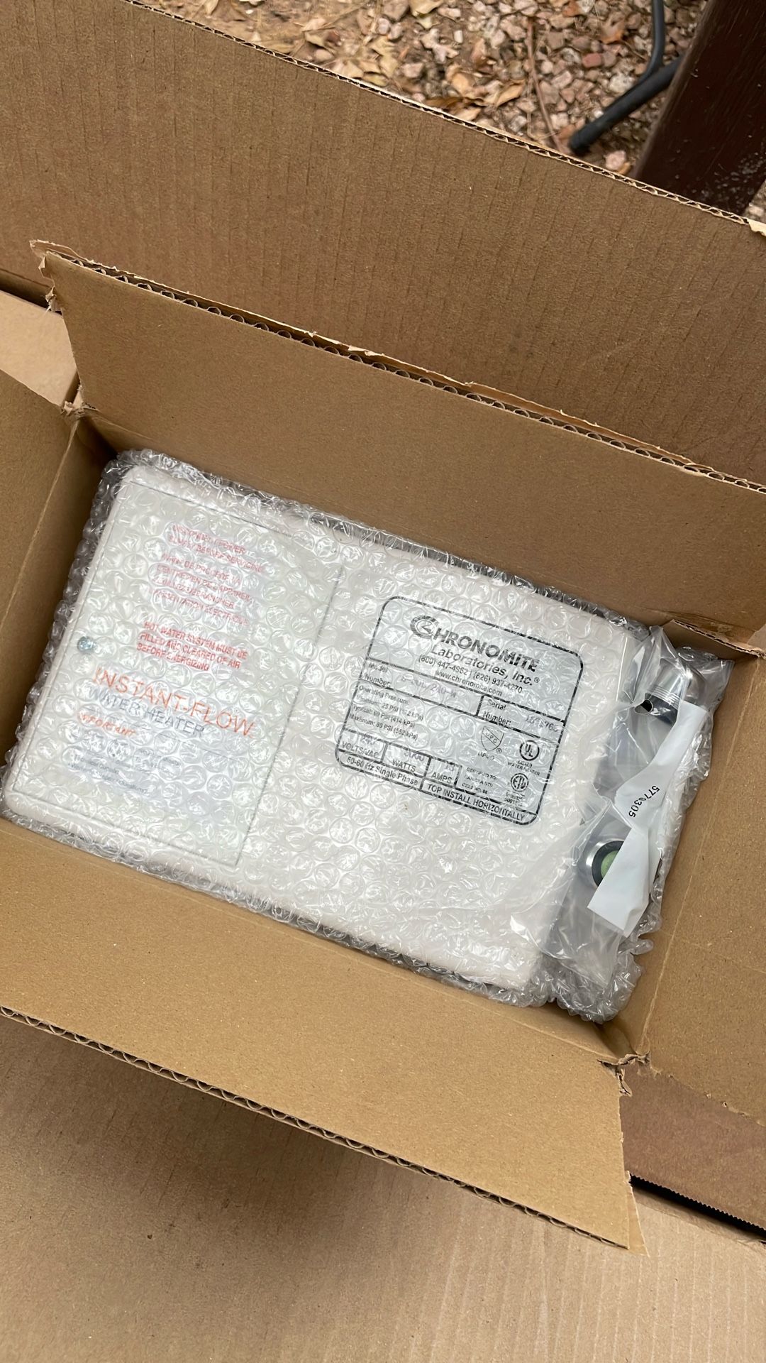 Tankless Water Heater / Water Heaters