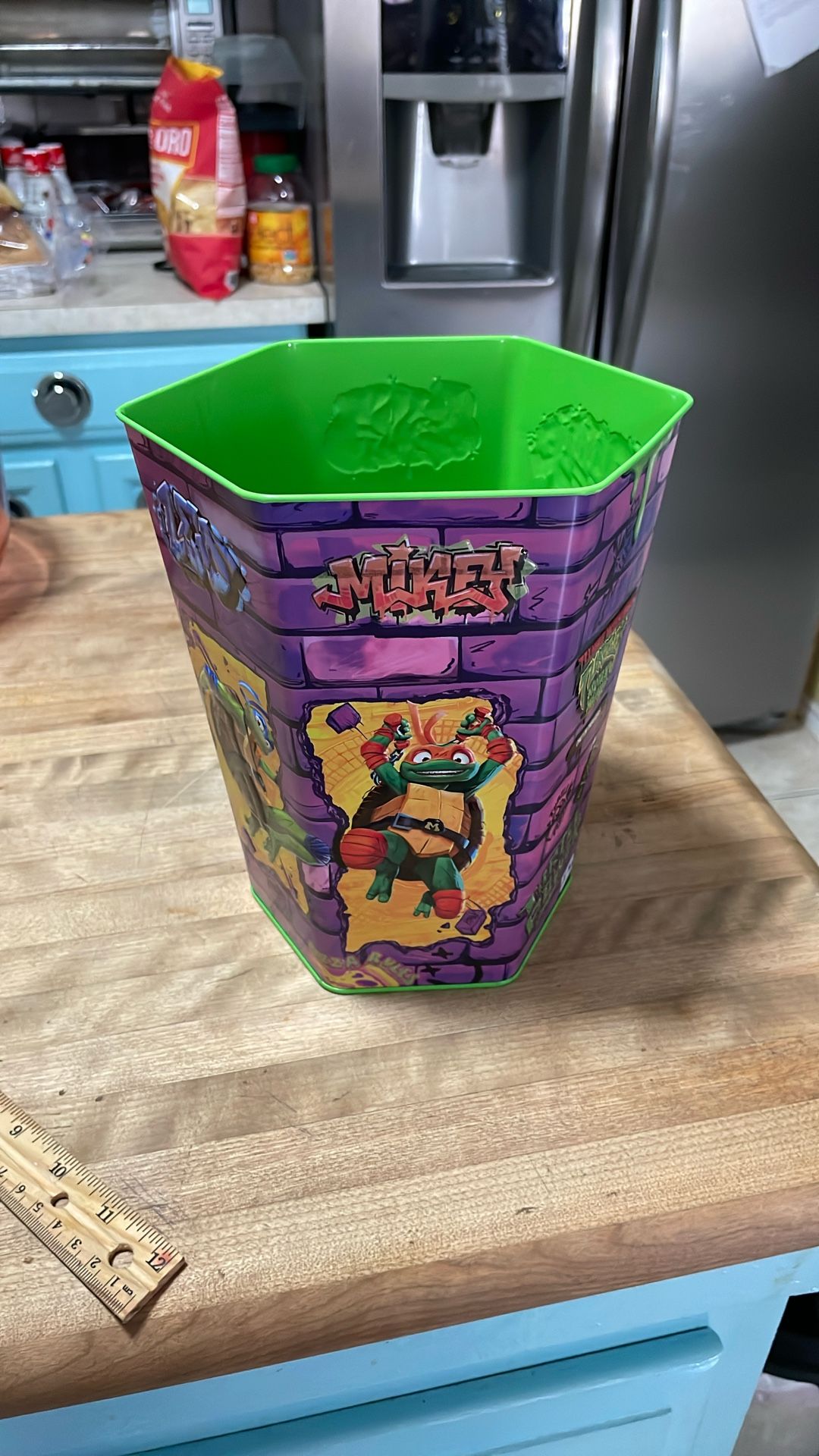 Ninja Turtles Metal Trashcan/canister