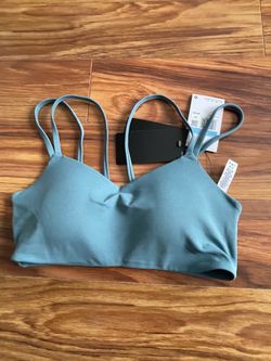 NEW Nike bra size M