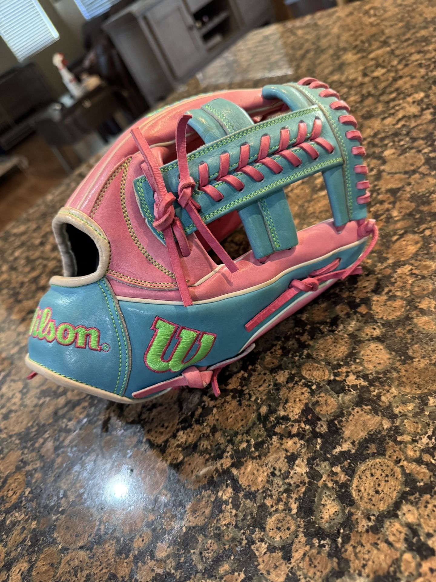 Wilson Infield glove