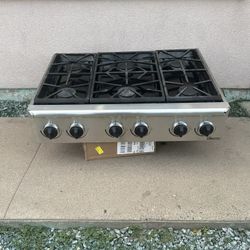 Kitchen Sink And Stove