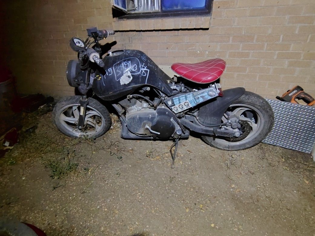 Harley Davidson Buell Blast