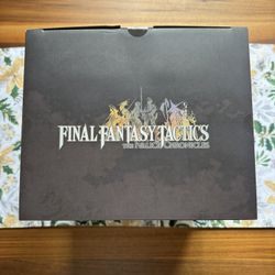 FINAL FANTASY TACTICS The Ivalice Chronicles Collectors Box