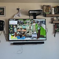 50 Inch Vizeo Smart TV With Wall Mount