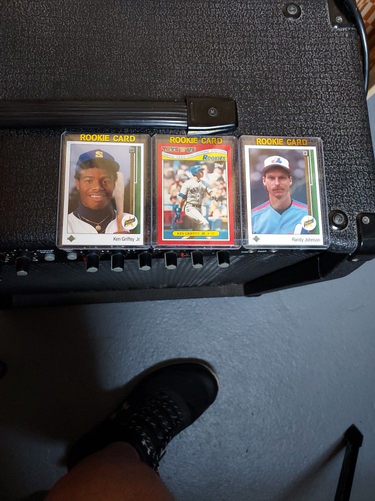 1989 Ken Griffeys Jr. And Randy Johnson RCs All Possible Psa 10 Condition All For Only 300$