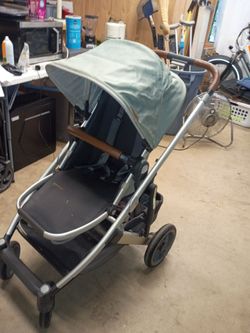 UPPAbaby Cruz stroller