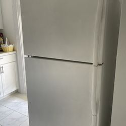 Refrigerator /works Perfect 