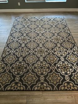 4 Matching Rugs