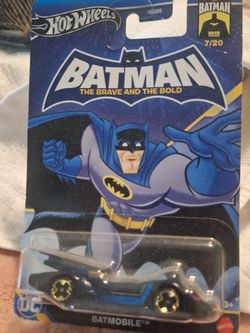 Die Cast Hot Wheels Batman Batmobile