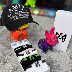 Luxury Hat And Socks