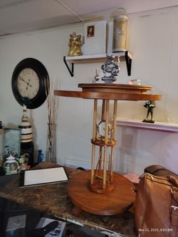 Mid-Century Two-Tier Round Veneer & Maple Display Stand – 1950s Vintage Accent Table
