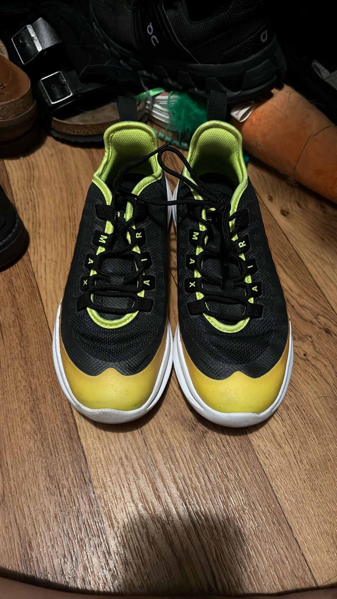 Nike air