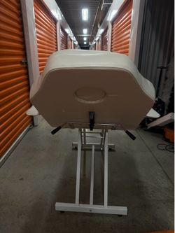 Beauty Treatment Bed