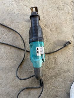 Makita jr3051t