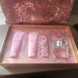 Versace Bright Crystal Perfume Set