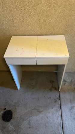 Make up drawer